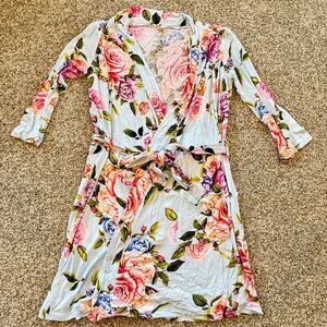 Posh Peanut Women’s Country Rose Robe (Size S)